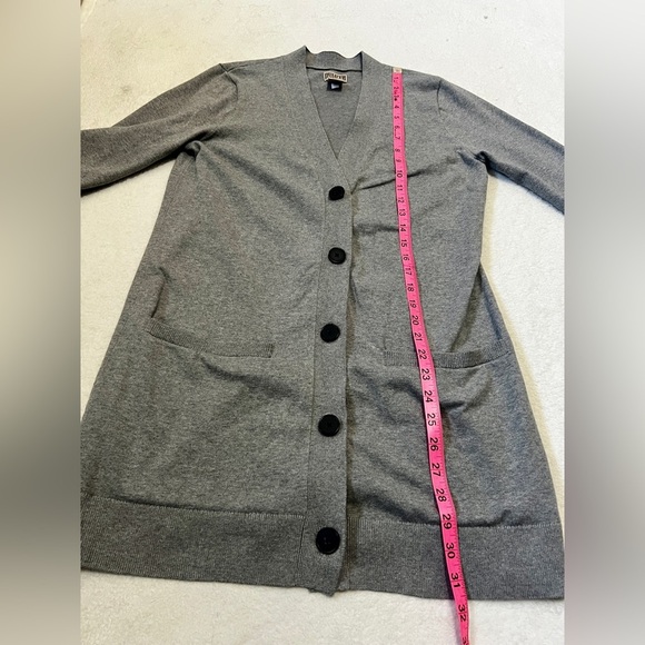 Duluth Trading V-Neck Grey Button-Down Cardigan - Small - Picture 3 of 9